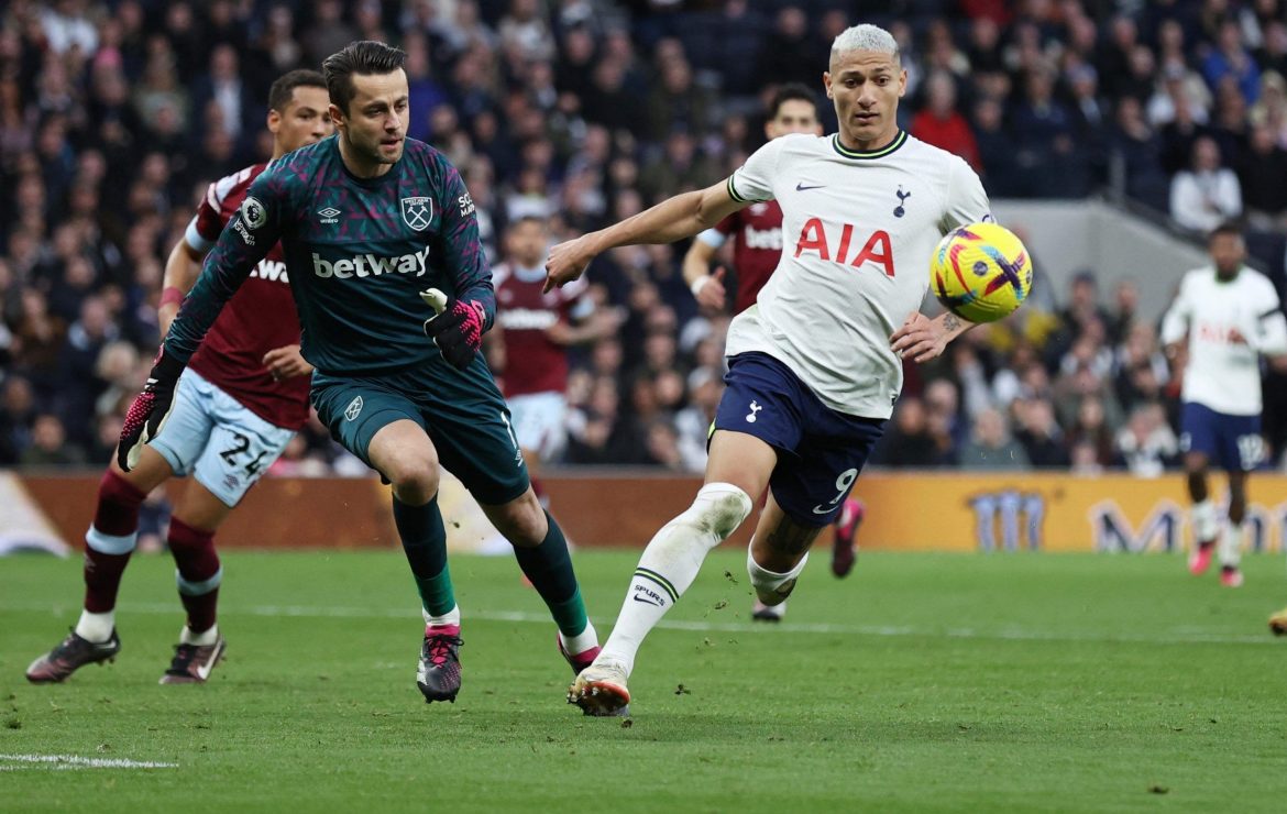 Spurs must ditch Richarlison v Chelsea