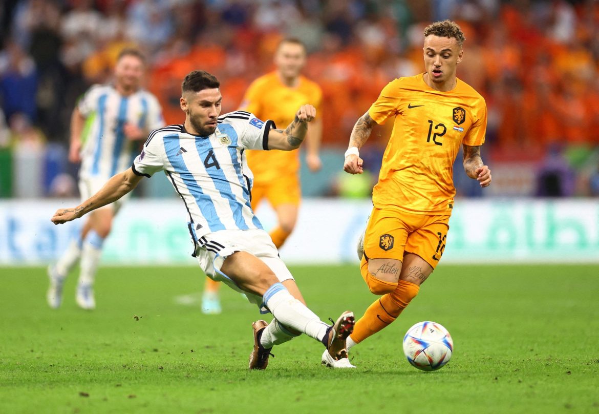 Leeds remain interested in Noa Lang
