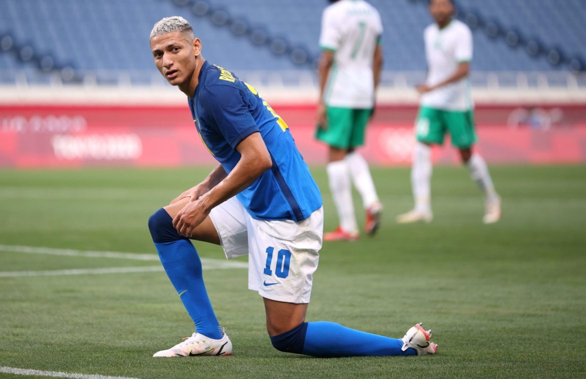 Richarlison set to stay at Everton